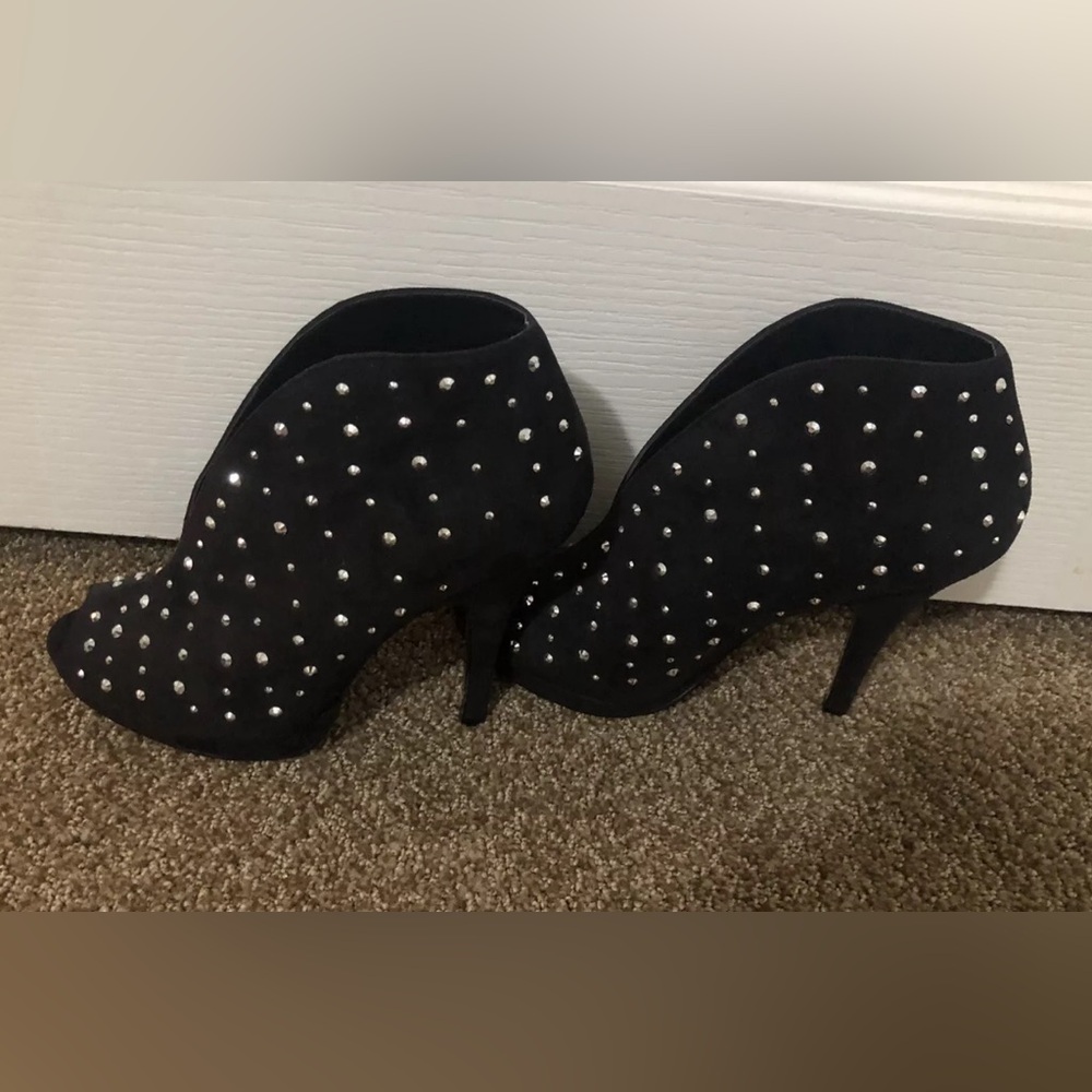 Nina New York High Heels Pumps Open Toes Size 6M-US or 36-EUR! NWOT.